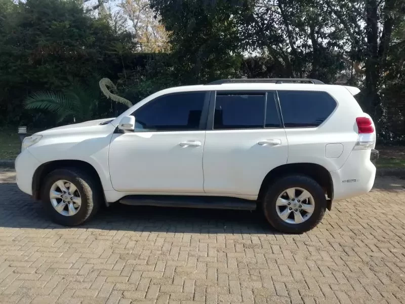 Prado Landcruiser 7 seater