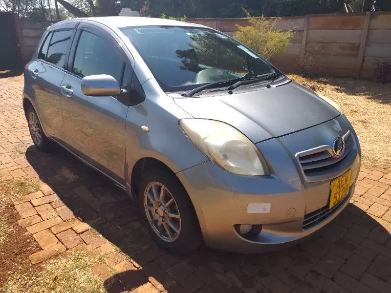 Toyota Vitz (Hatchback, Sedans)