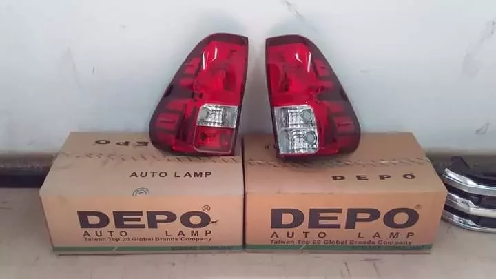 Toyota Hilux Revo Tail Lamp