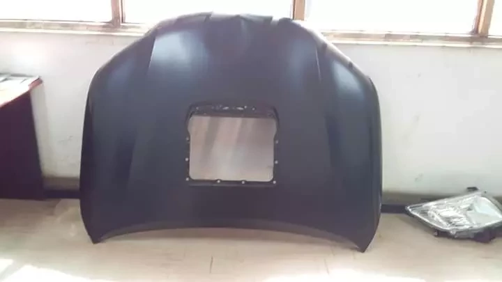 Toyota Hilux Revo Bonnet