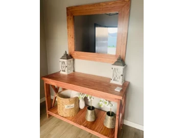 Entry way dresser