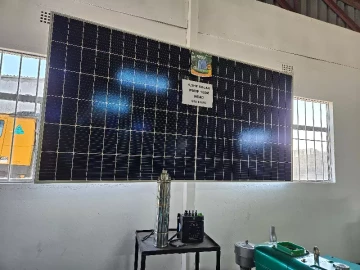 1.3hp solar pump with panels