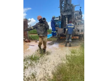 Borehole drilling & Casing with Class 6