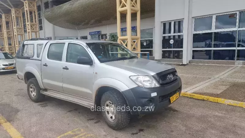 Toyota Hilux D4D 4x4 Double Cab for Rental