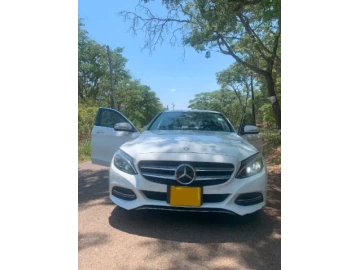 Mercedes Benz C200 w205 2015 - For Sale in Zimbabwe
