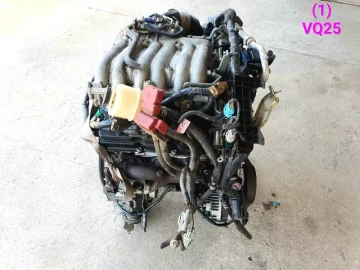 Nissan VQ25 Engine