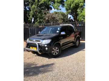 Toyota Hilux d/cab D4D for Hire 95USD/Day