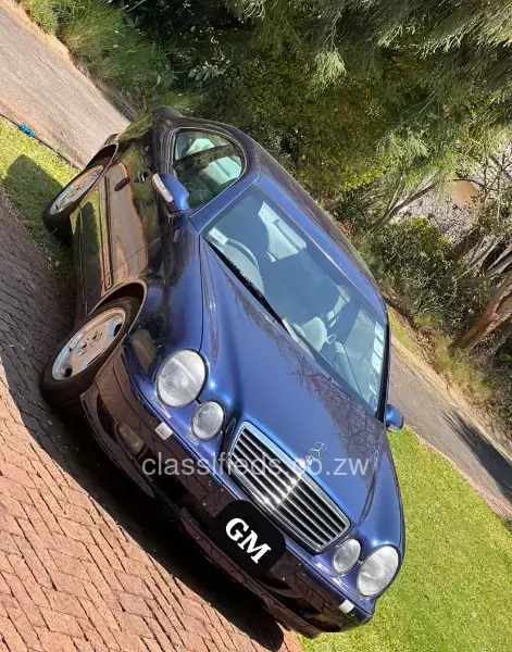 Mercedes Benz CLK-Class 2000