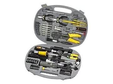 145 Piece Computer Repair / Maintainance Tool Kit