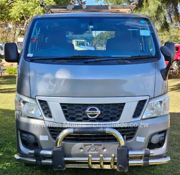Nissan Caravan 2015