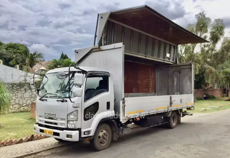 5 TONNE TRUCK FOR HIRE