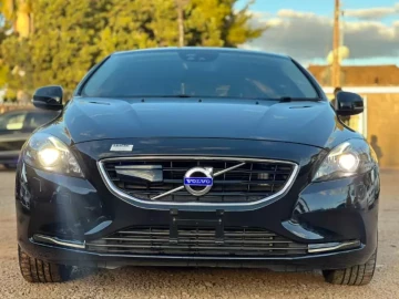 Volvo V40 2015