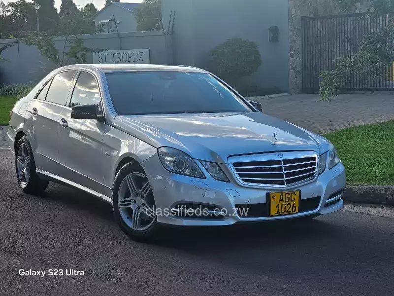 Mercedes Benz E-Class 2011