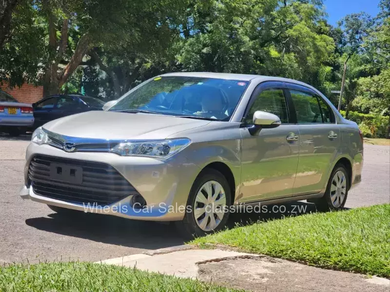 Toyota Axio 2016