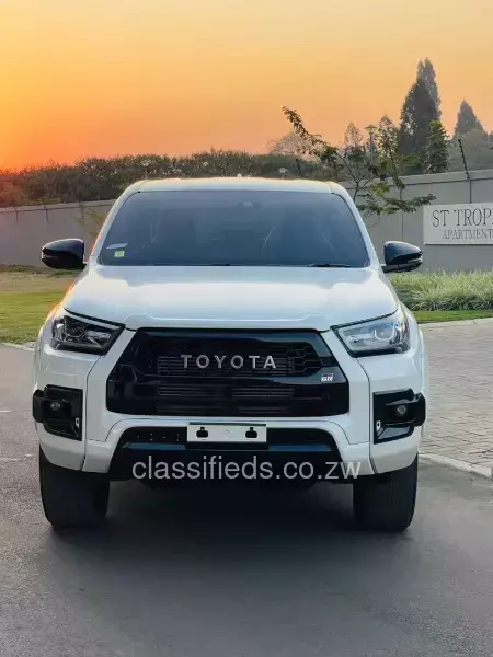 Toyota Hilux 2024