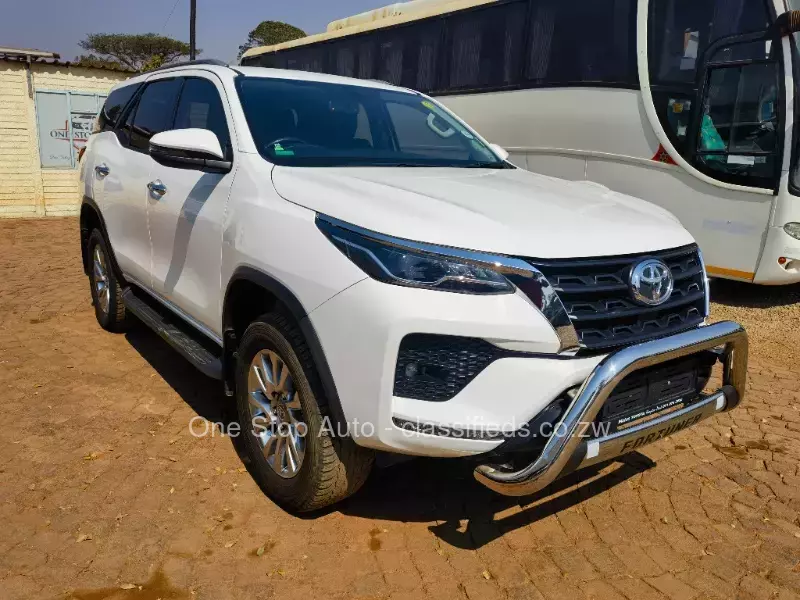 Toyota Fortuner 2022