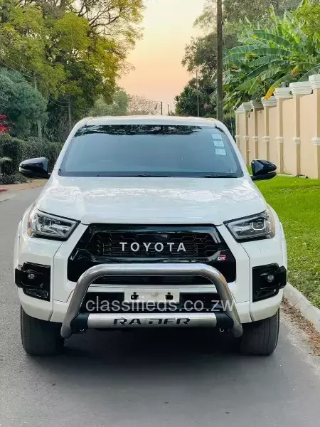 Toyota Hilux 2023