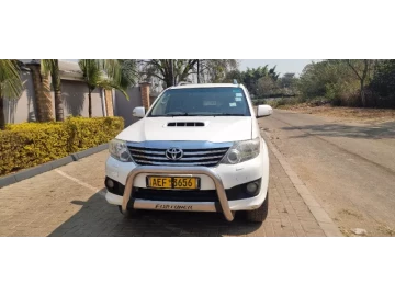 Toyota Fortuner 2013