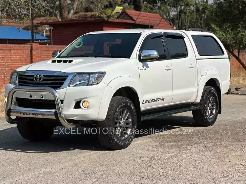 Toyota Hilux 2015