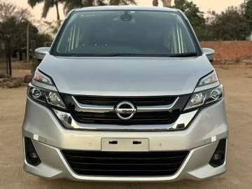 Nissan Serena 2018