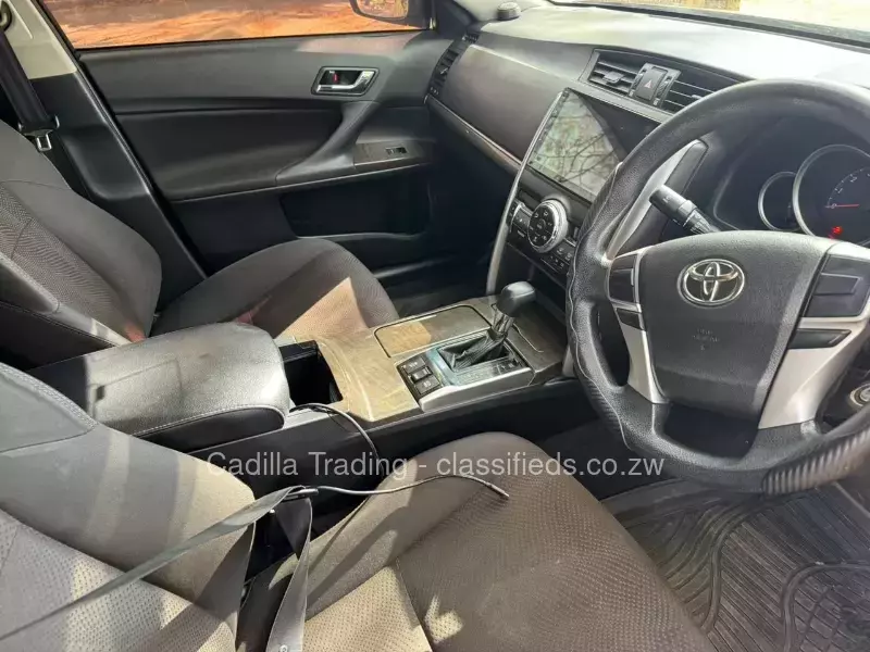 Toyota Mark x 2013