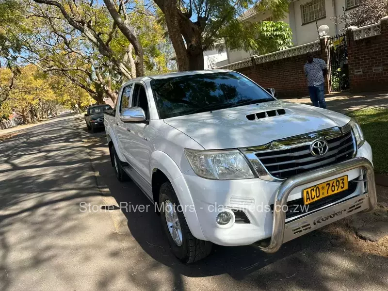 Toyota Hilux 2012