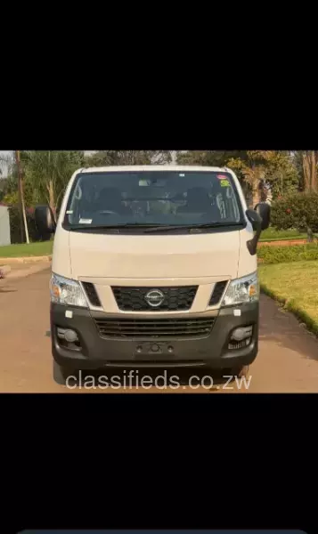 Nissan NV350 2017