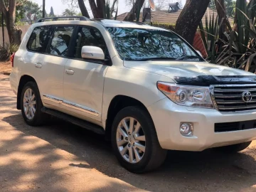 Toyota Land Cruiser 2015