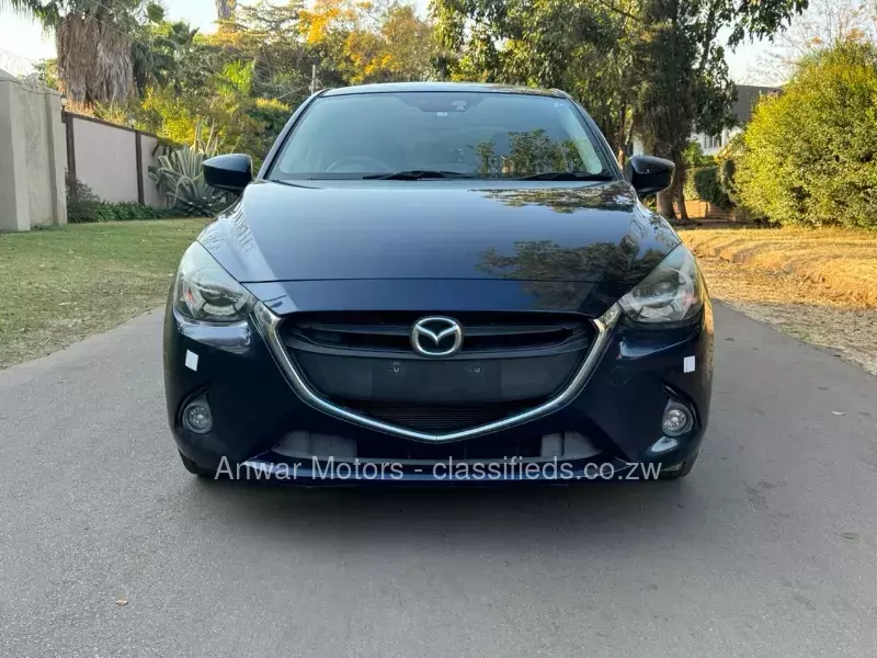 Mazda Demio 2015