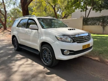 Toyota Fortuner 2013