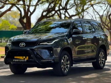 Toyota Fortuner 2023