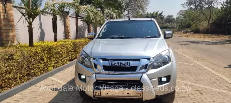 Isuzu KB300 2015