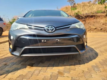 Toyota Avensis 2015