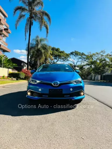 Toyota Auris 2016