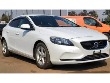 Volvo V40 2015