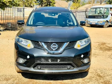 Nissan X-Trail 2015