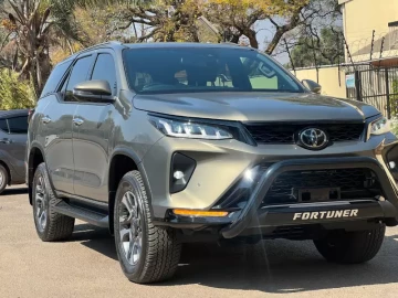 Toyota Fortuner 2024