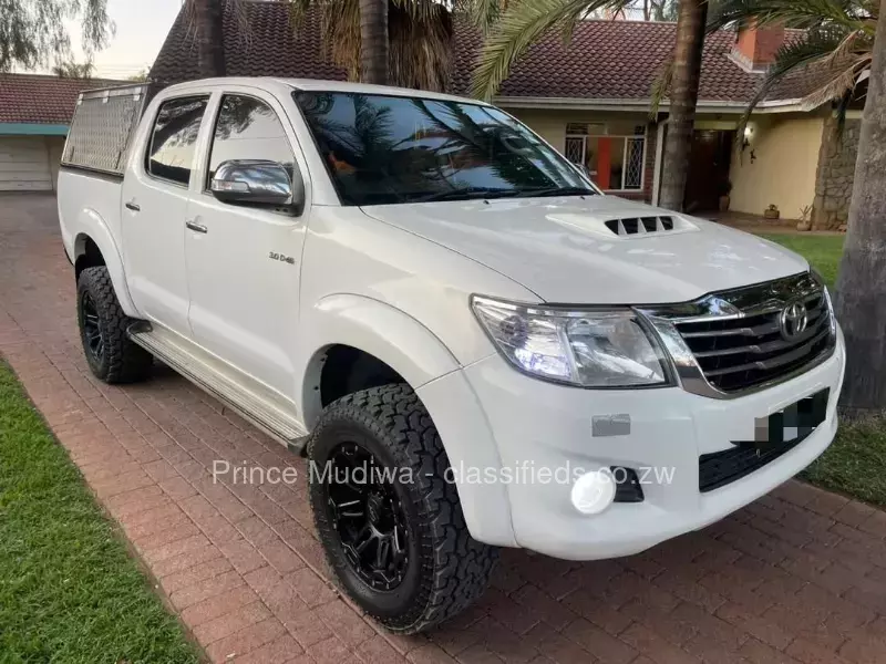 Toyota Hilux 2013