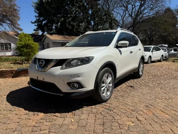 Nissan X-Trail 2015