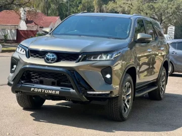 Toyota Fortuner 2024