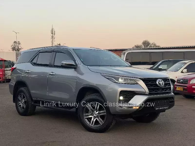 Toyota Fortuner 2021