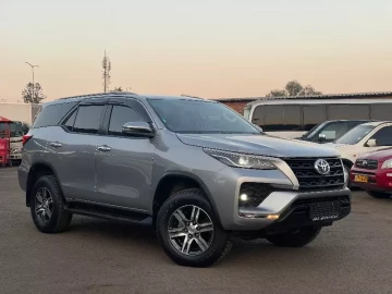 Toyota Fortuner 2021