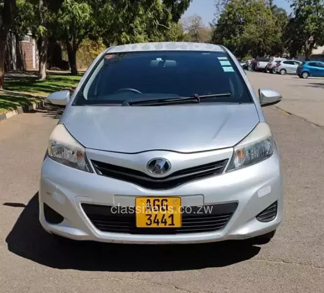 Toyota Vitz 2014