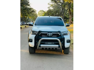 Toyota Hilux 2023