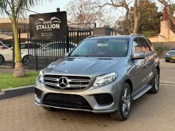 Mercedes Benz GLE 2015