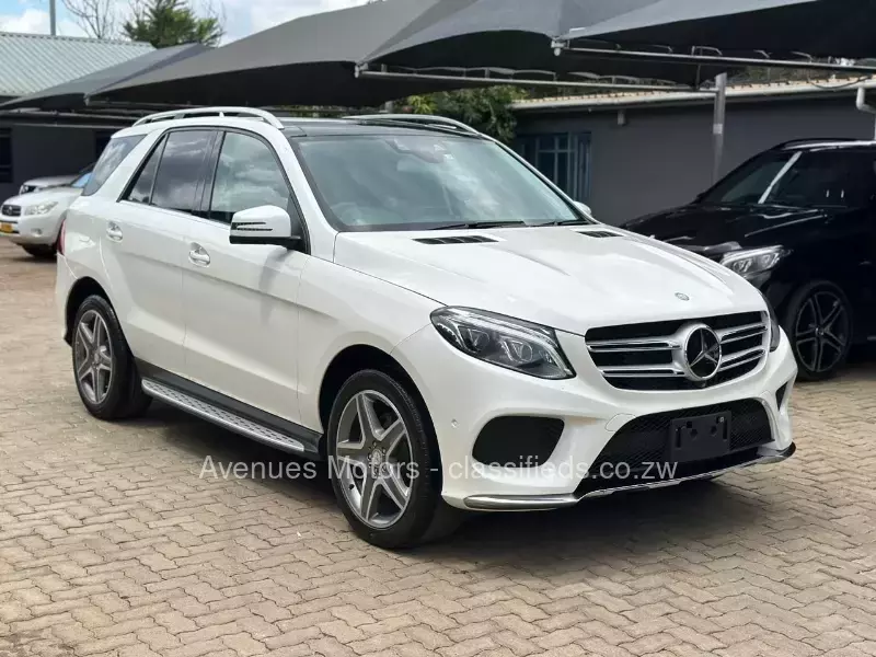 Mercedes Benz GLE 2016