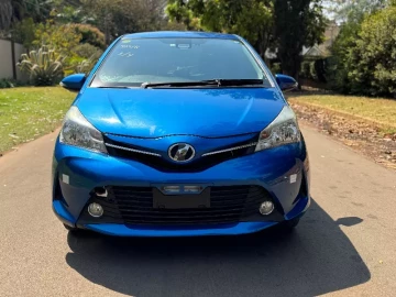 Toyota Vitz 2014