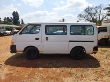 Nissan Caravan 2008