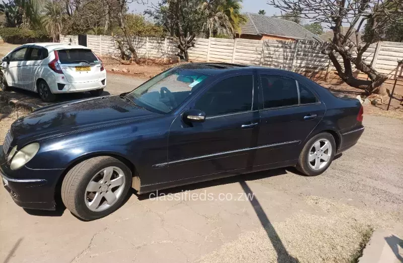 Mercedes Benz E-Class 2008