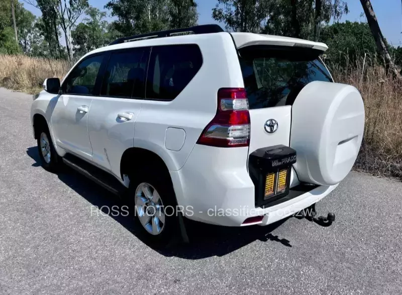 Toyota Land Cruiser 2014